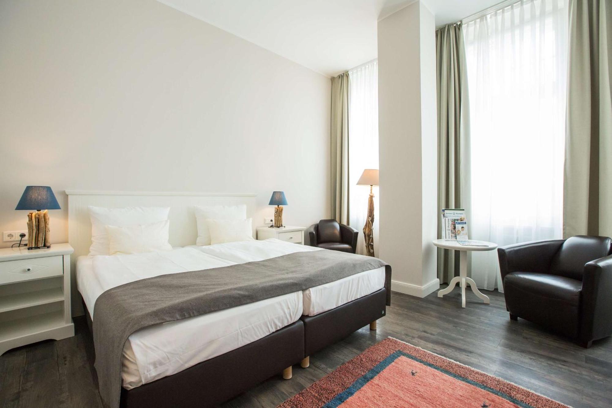 Hotel Western Theodor Storm 4*