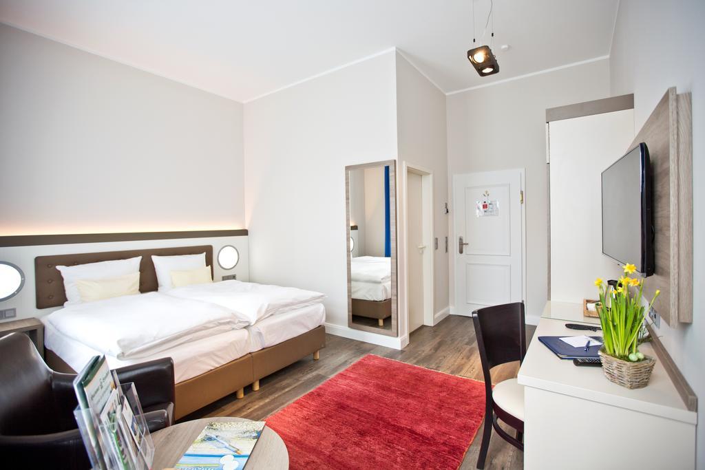 Western Theodor Storm Hotel 4*